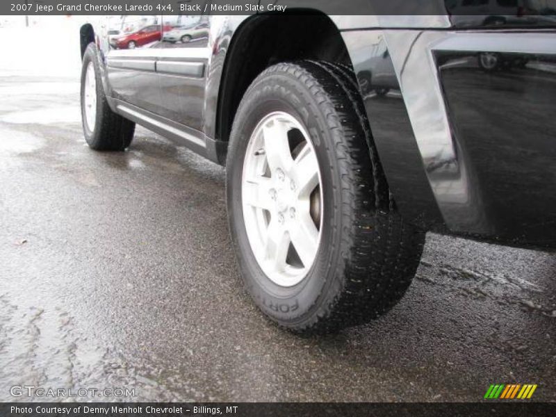 Black / Medium Slate Gray 2007 Jeep Grand Cherokee Laredo 4x4