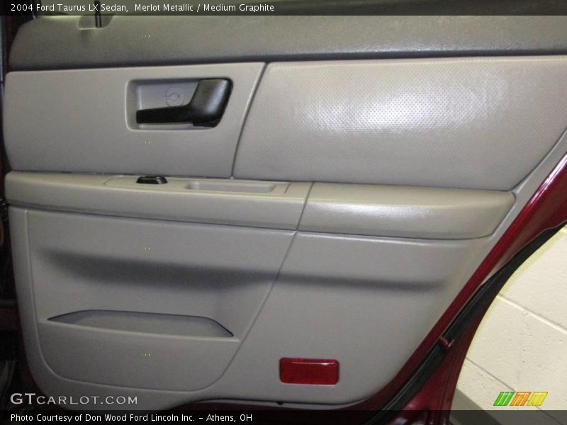 Merlot Metallic / Medium Graphite 2004 Ford Taurus LX Sedan
