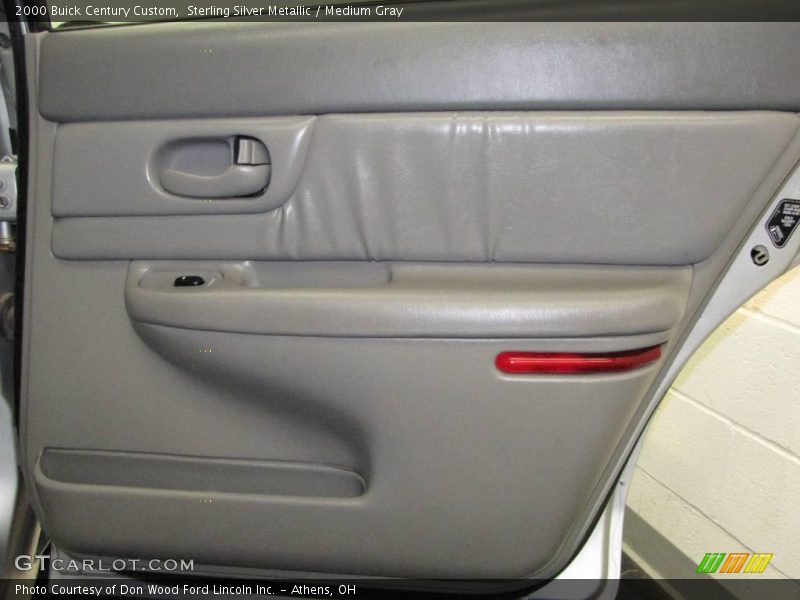 Sterling Silver Metallic / Medium Gray 2000 Buick Century Custom