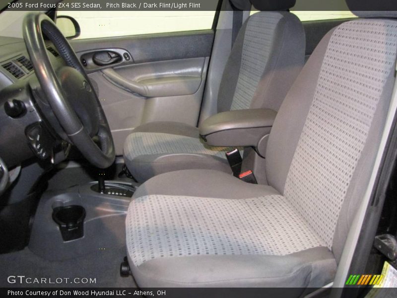 Pitch Black / Dark Flint/Light Flint 2005 Ford Focus ZX4 SES Sedan