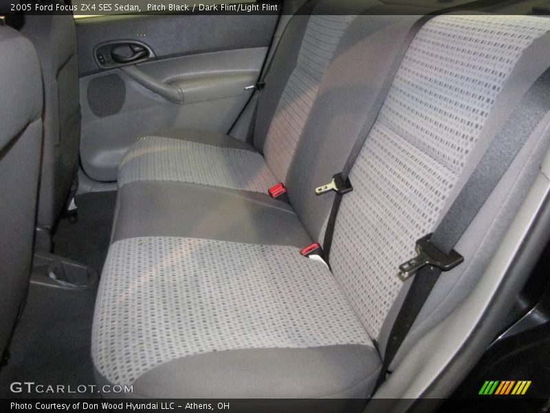 Pitch Black / Dark Flint/Light Flint 2005 Ford Focus ZX4 SES Sedan