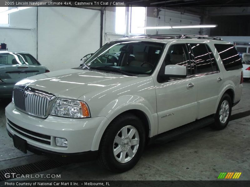 Cashmere Tri Coat / Camel 2005 Lincoln Navigator Ultimate 4x4