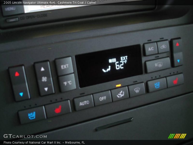 Cashmere Tri Coat / Camel 2005 Lincoln Navigator Ultimate 4x4