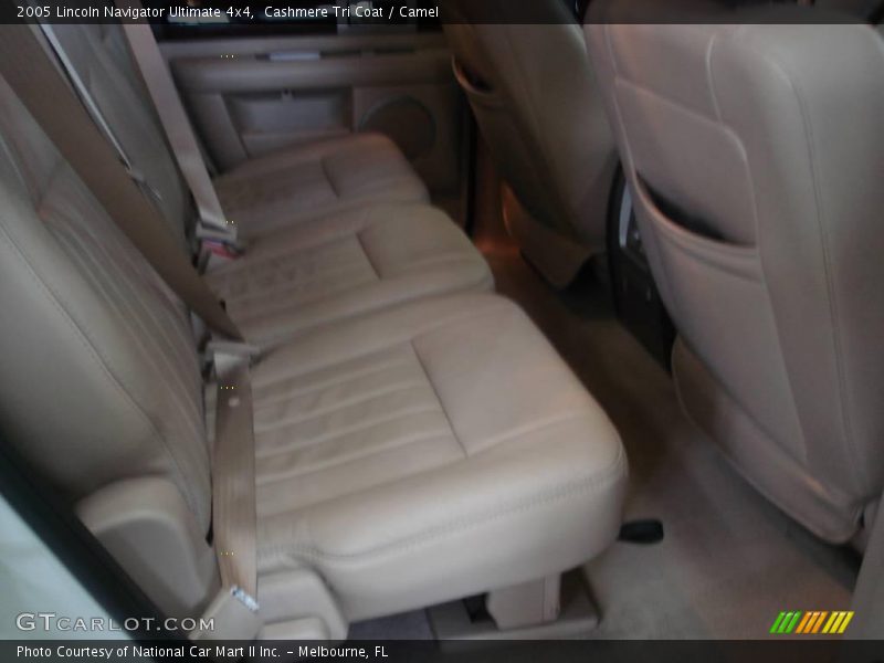 Cashmere Tri Coat / Camel 2005 Lincoln Navigator Ultimate 4x4