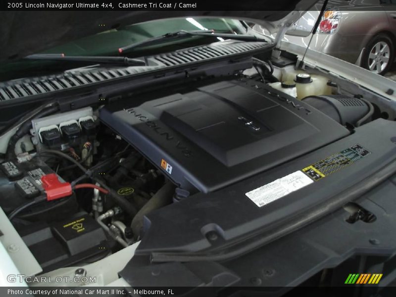 Cashmere Tri Coat / Camel 2005 Lincoln Navigator Ultimate 4x4