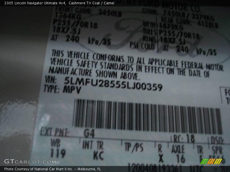 Cashmere Tri Coat / Camel 2005 Lincoln Navigator Ultimate 4x4
