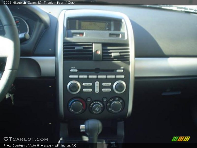 Titanium Pearl / Gray 2006 Mitsubishi Galant ES