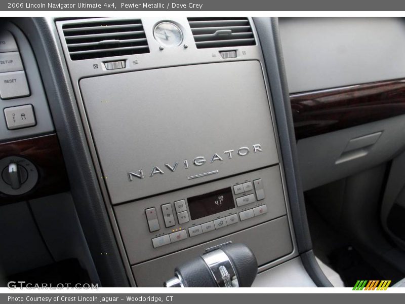 Pewter Metallic / Dove Grey 2006 Lincoln Navigator Ultimate 4x4