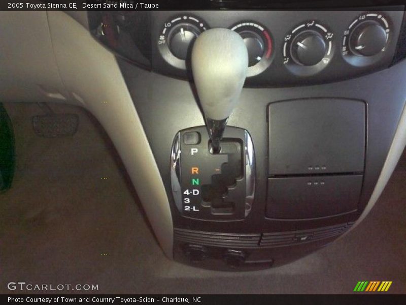 Desert Sand Mica / Taupe 2005 Toyota Sienna CE