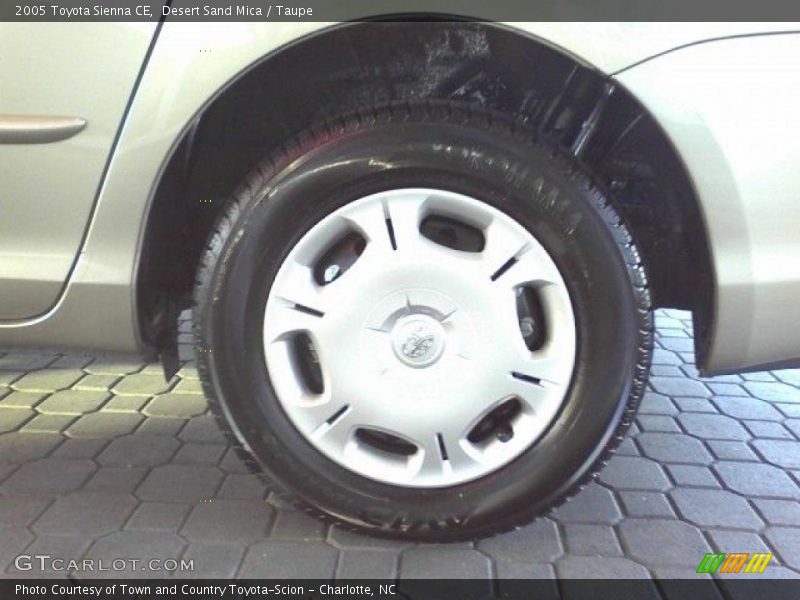 Desert Sand Mica / Taupe 2005 Toyota Sienna CE
