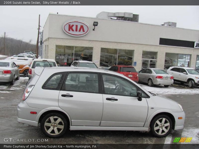 Silky Silver Metallic / Black 2006 Suzuki Aerio Sedan