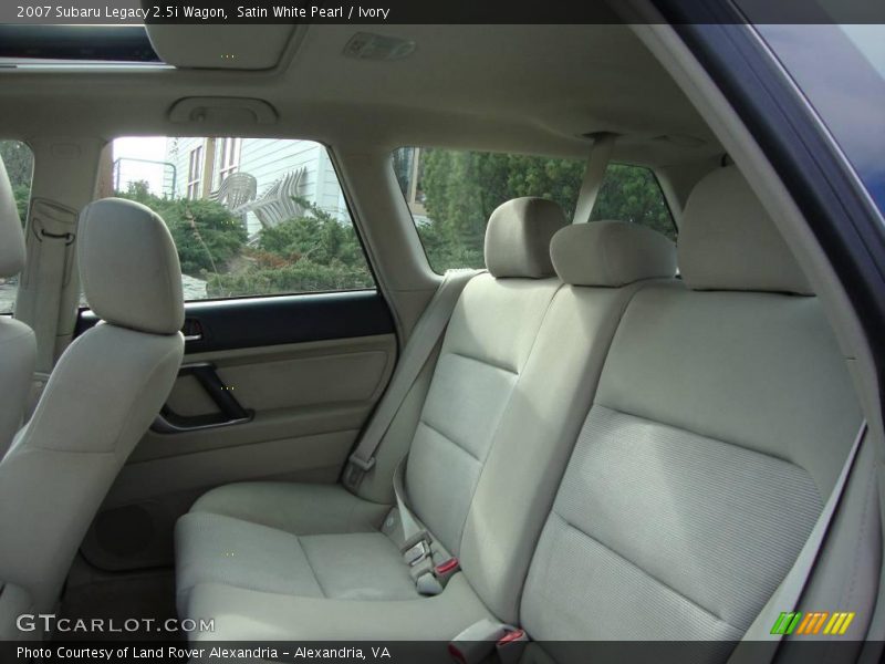 Satin White Pearl / Ivory 2007 Subaru Legacy 2.5i Wagon