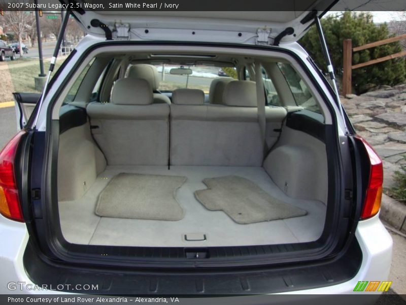 Satin White Pearl / Ivory 2007 Subaru Legacy 2.5i Wagon