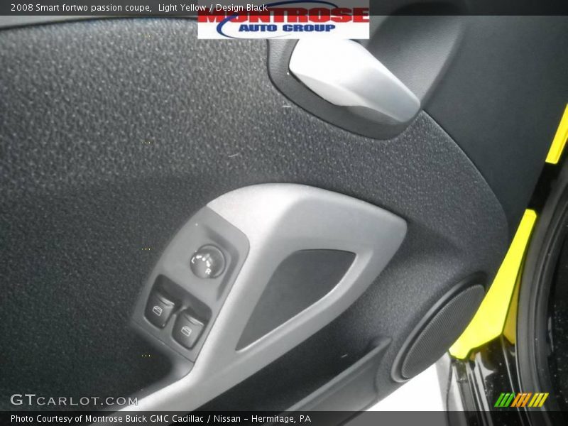 Light Yellow / Design Black 2008 Smart fortwo passion coupe