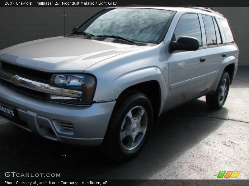 Moondust Metallic / Light Gray 2007 Chevrolet TrailBlazer LS