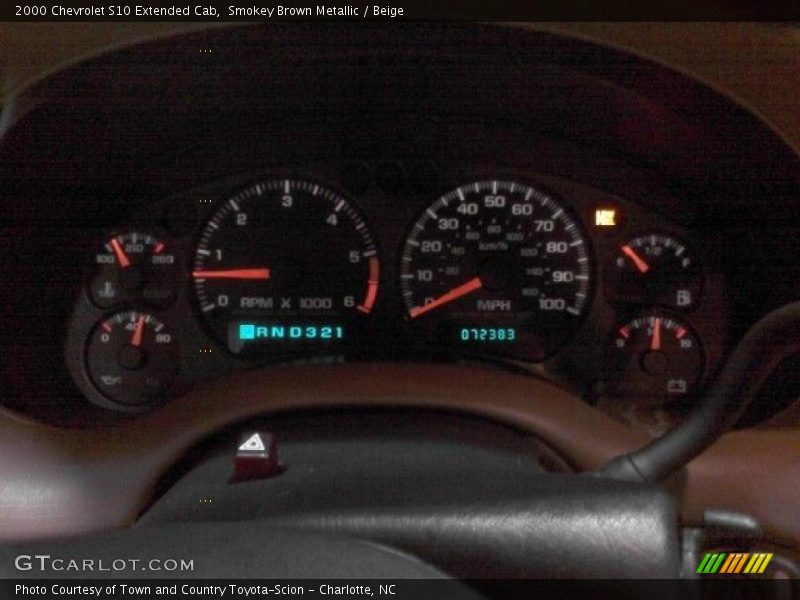 Smokey Brown Metallic / Beige 2000 Chevrolet S10 Extended Cab