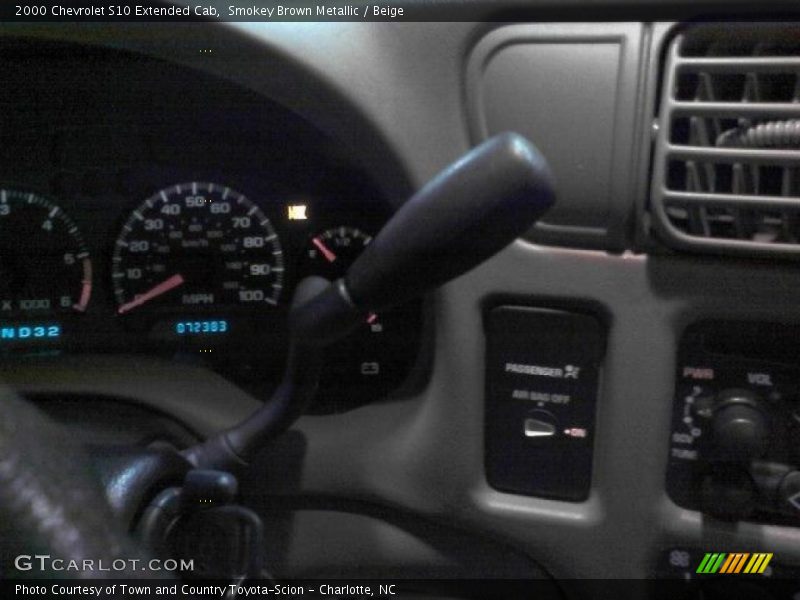 Smokey Brown Metallic / Beige 2000 Chevrolet S10 Extended Cab