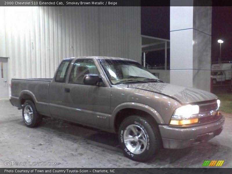 Smokey Brown Metallic / Beige 2000 Chevrolet S10 Extended Cab