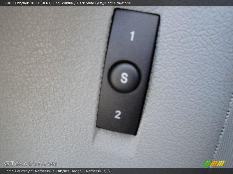 Cool Vanilla / Dark Slate Gray/Light Graystone 2006 Chrysler 300 C HEMI