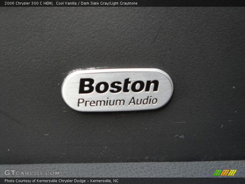 Cool Vanilla / Dark Slate Gray/Light Graystone 2006 Chrysler 300 C HEMI