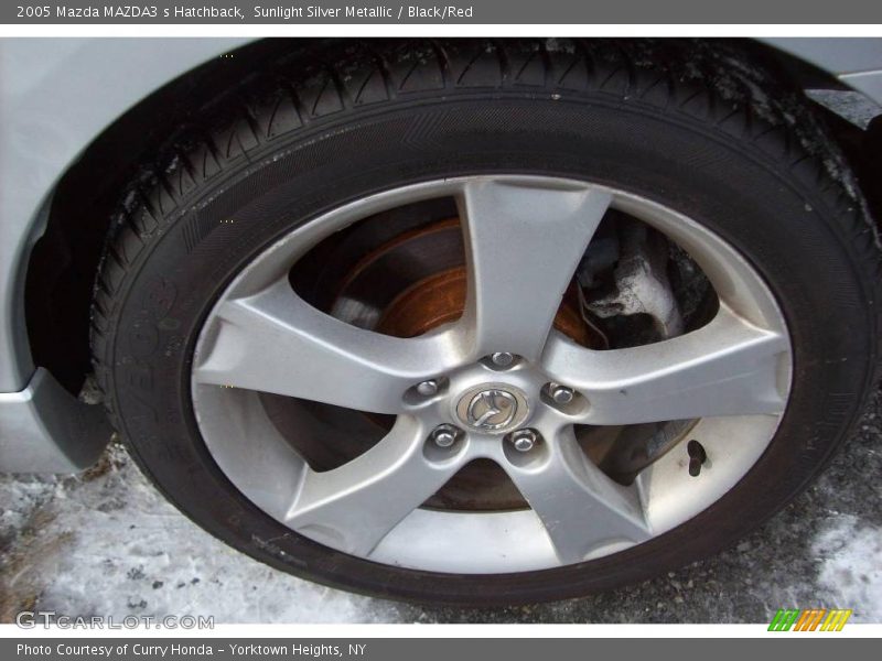 Sunlight Silver Metallic / Black/Red 2005 Mazda MAZDA3 s Hatchback