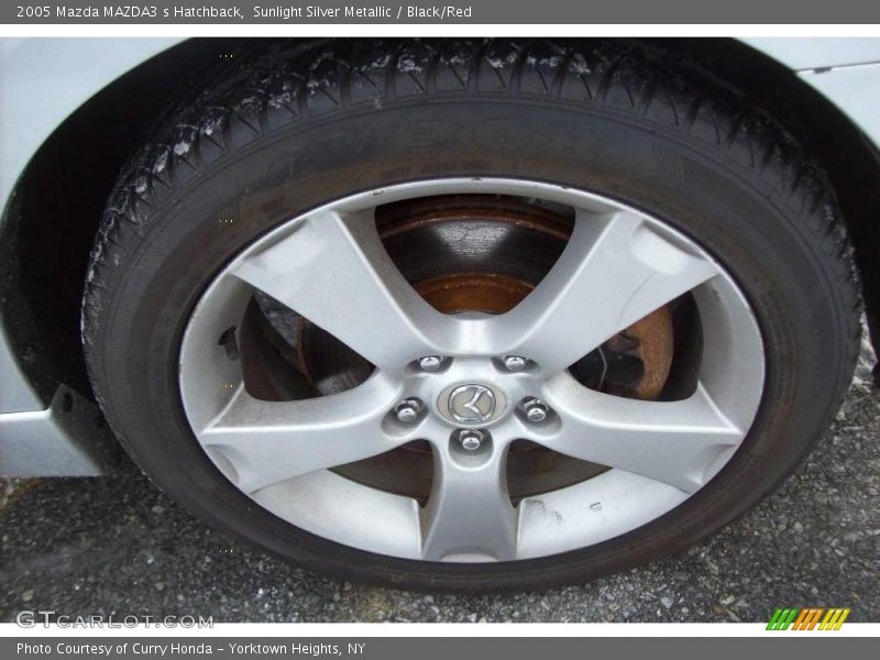 Sunlight Silver Metallic / Black/Red 2005 Mazda MAZDA3 s Hatchback