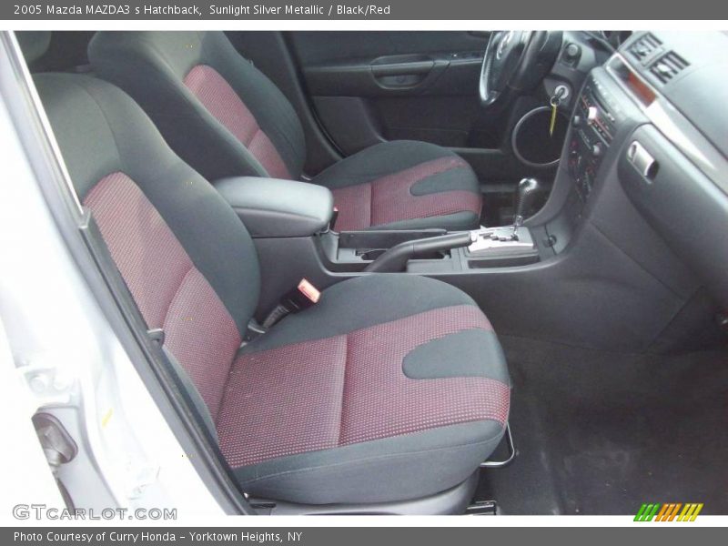 Sunlight Silver Metallic / Black/Red 2005 Mazda MAZDA3 s Hatchback