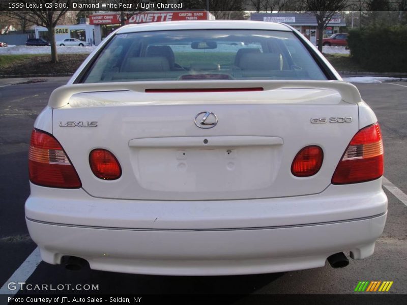 Diamond White Pearl / Light Charcoal 1999 Lexus GS 300