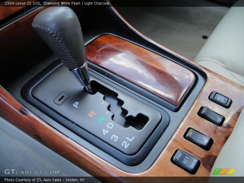 Diamond White Pearl / Light Charcoal 1999 Lexus GS 300