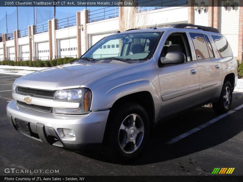 Silverstone Metallic / Light Gray 2005 Chevrolet TrailBlazer EXT LT 4x4