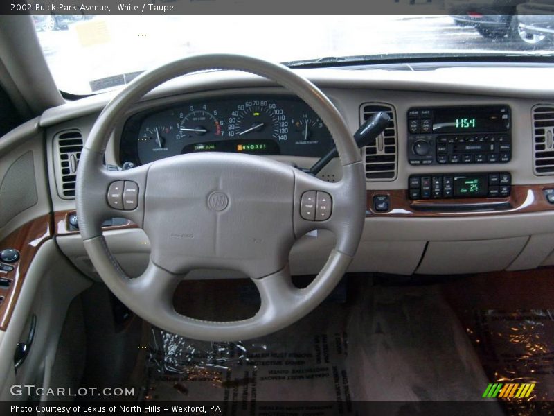White / Taupe 2002 Buick Park Avenue