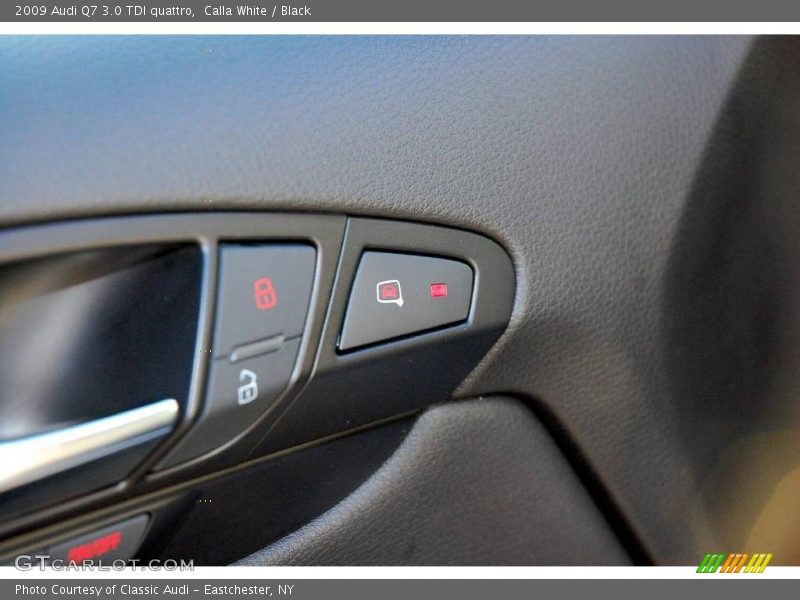 Calla White / Black 2009 Audi Q7 3.0 TDI quattro