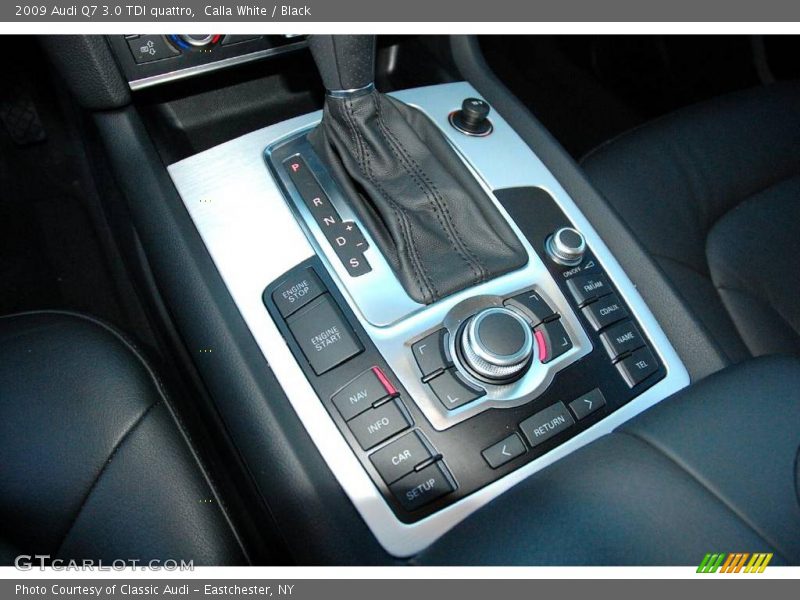 Calla White / Black 2009 Audi Q7 3.0 TDI quattro