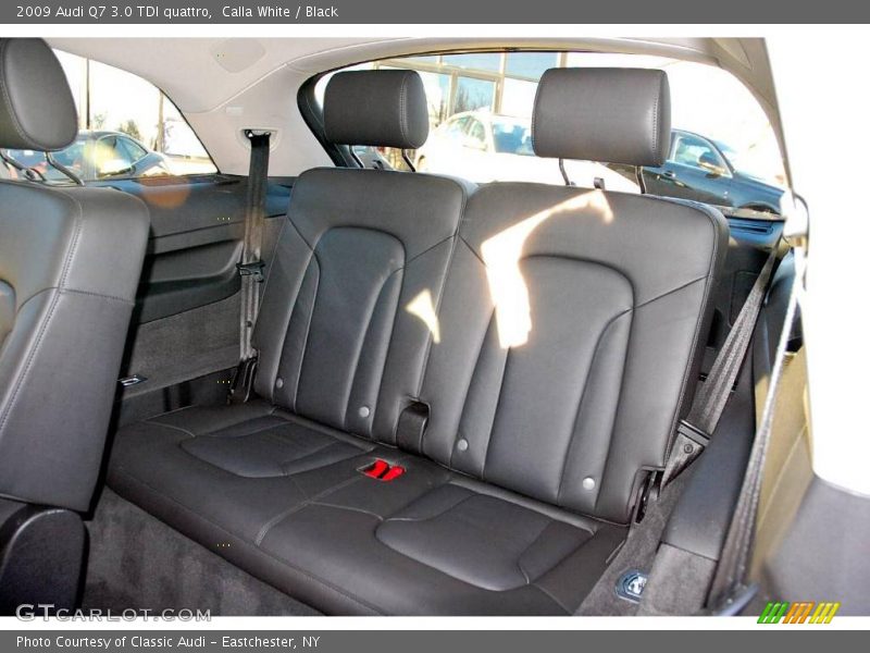Calla White / Black 2009 Audi Q7 3.0 TDI quattro