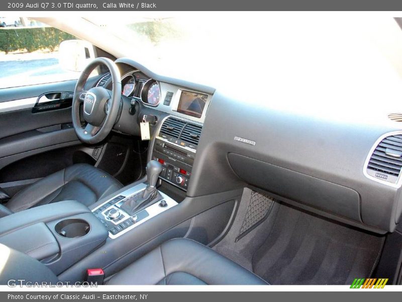 Calla White / Black 2009 Audi Q7 3.0 TDI quattro