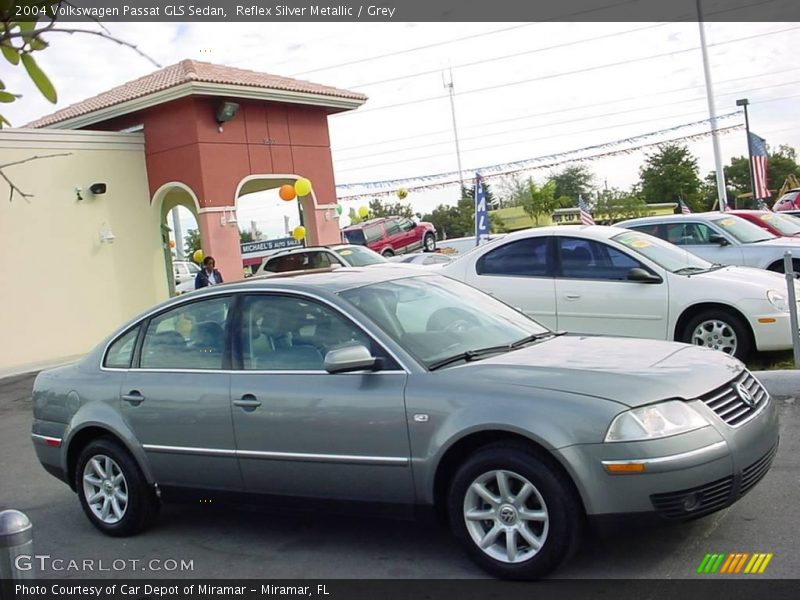 Reflex Silver Metallic / Grey 2004 Volkswagen Passat GLS Sedan