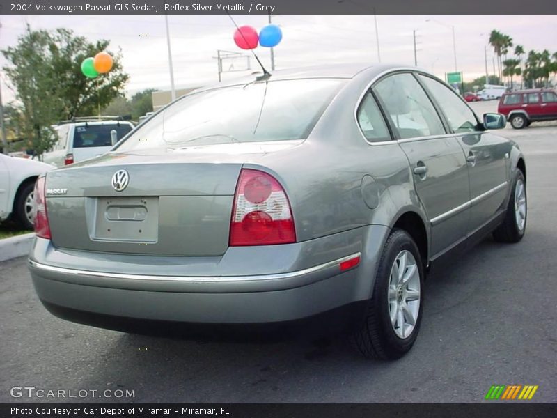 Reflex Silver Metallic / Grey 2004 Volkswagen Passat GLS Sedan