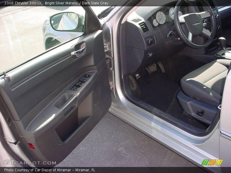 Bright Silver Metallic / Dark Slate Gray 2008 Chrysler 300 LX