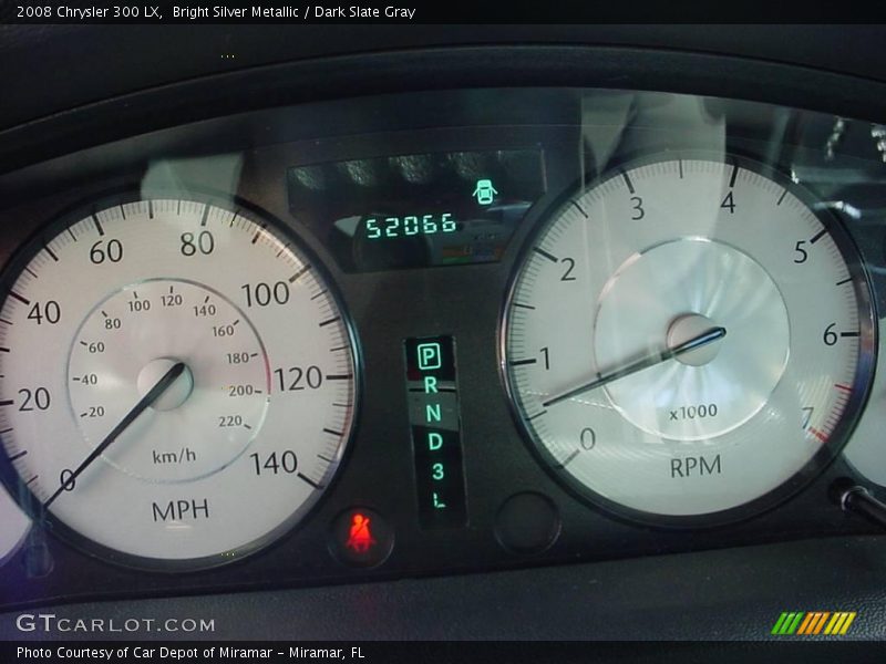 Bright Silver Metallic / Dark Slate Gray 2008 Chrysler 300 LX