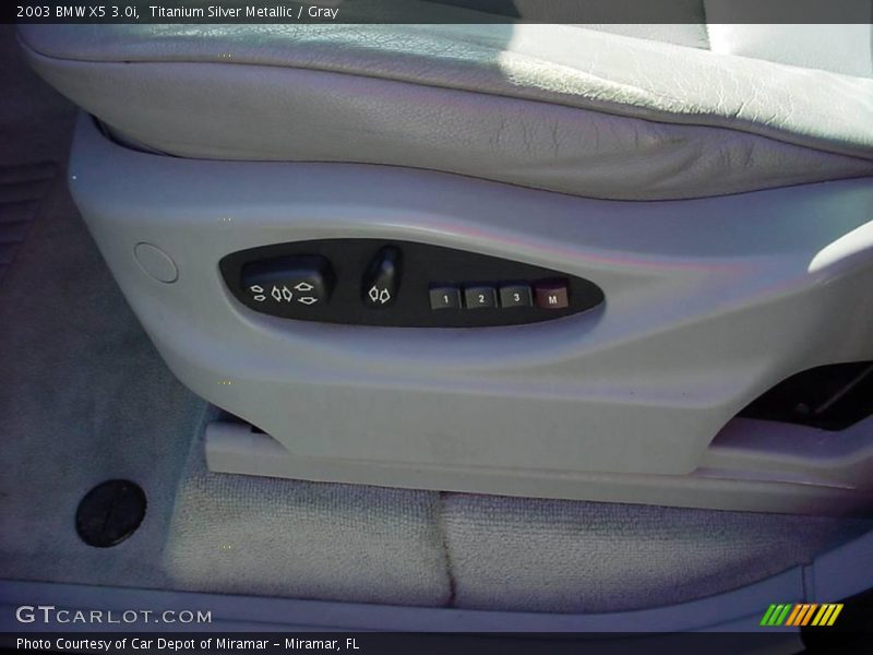 Titanium Silver Metallic / Gray 2003 BMW X5 3.0i