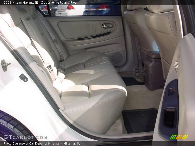 Glacier White Pearl / Frost 2003 Nissan Maxima SE