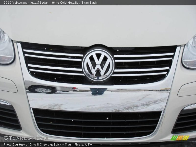 White Gold Metallic / Titan Black 2010 Volkswagen Jetta S Sedan