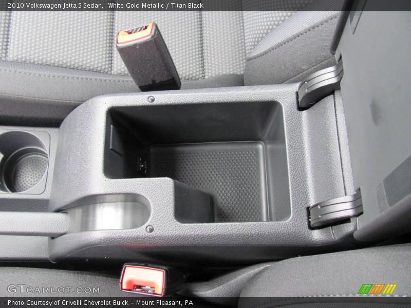 White Gold Metallic / Titan Black 2010 Volkswagen Jetta S Sedan