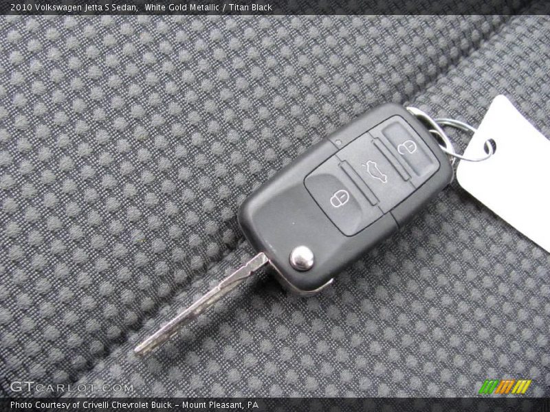 White Gold Metallic / Titan Black 2010 Volkswagen Jetta S Sedan