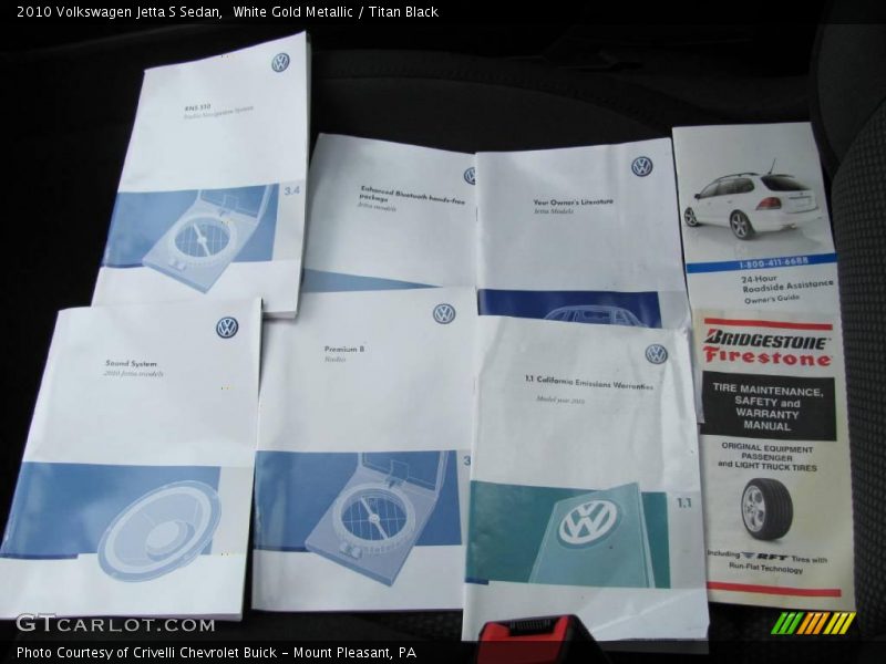 White Gold Metallic / Titan Black 2010 Volkswagen Jetta S Sedan