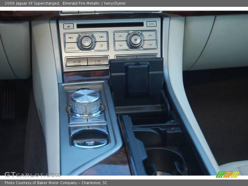 Emerald Fire Metallic / Ivory/Oyster 2009 Jaguar XF Supercharged