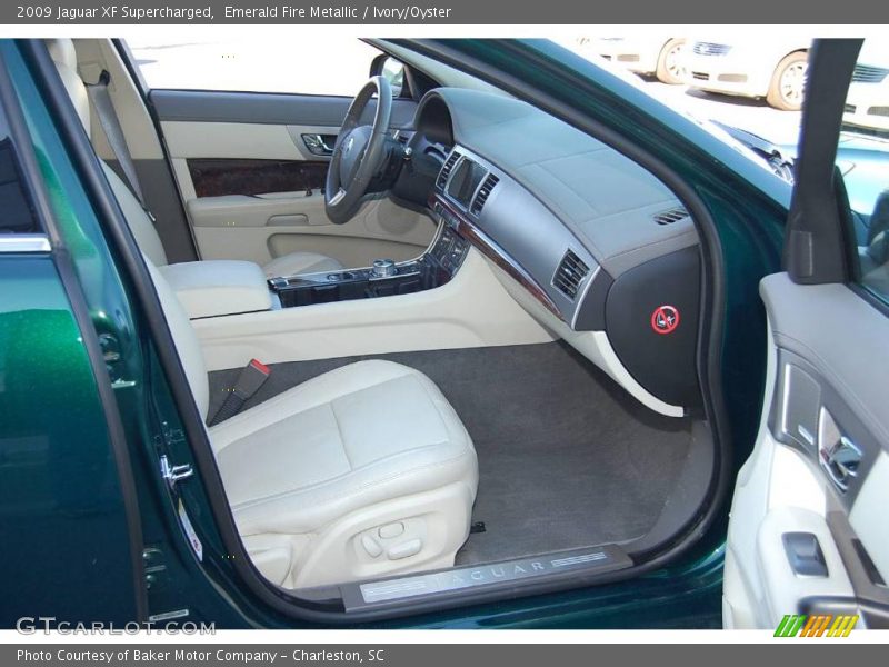 Emerald Fire Metallic / Ivory/Oyster 2009 Jaguar XF Supercharged