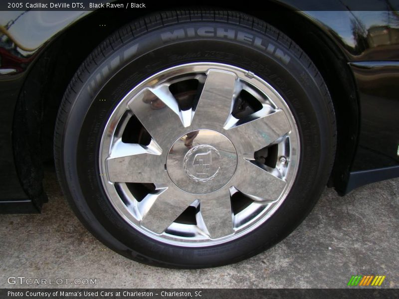 Black Raven / Black 2005 Cadillac DeVille DTS