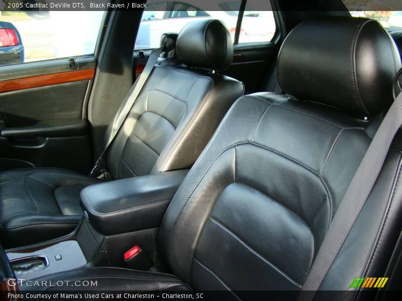 Black Raven / Black 2005 Cadillac DeVille DTS