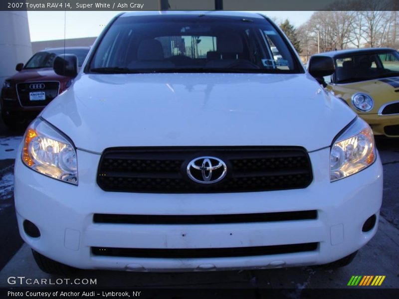 Super White / Ash Gray 2007 Toyota RAV4 I4